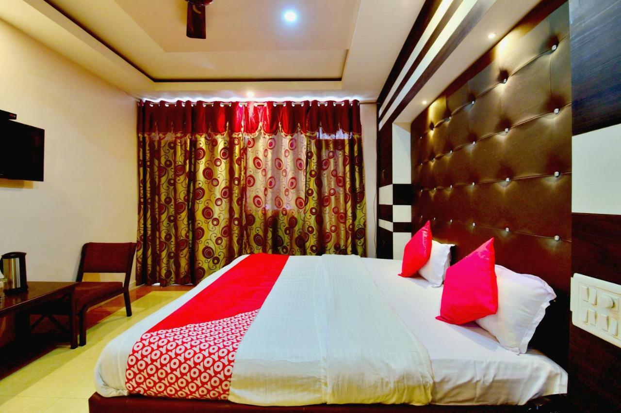Oyo 26909 Hotel Paras Mandi Extérieur photo